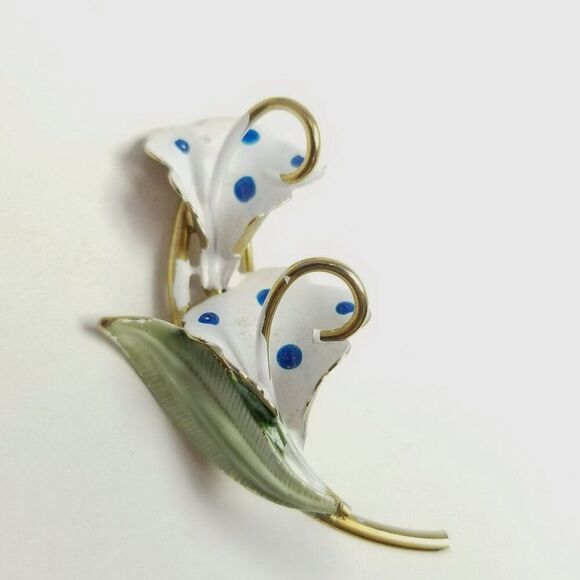 Vintage Blue Polka Dot Enamel Flower Brooch Retro 50s 60s Style Lapel Pin Estate - Picture 1 of 6